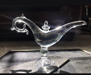 68 Glass Made Aladdin’s Lamp