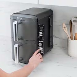 NINJA Double Stack Xl 10 Qt. 2-Basket Air Fryer With 6 in 1 Cooking Programs, Cooks 4-Foods at Once, Space Saving Design Gray 
