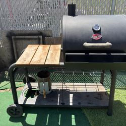 Professional Char-griller Grills & Smokers