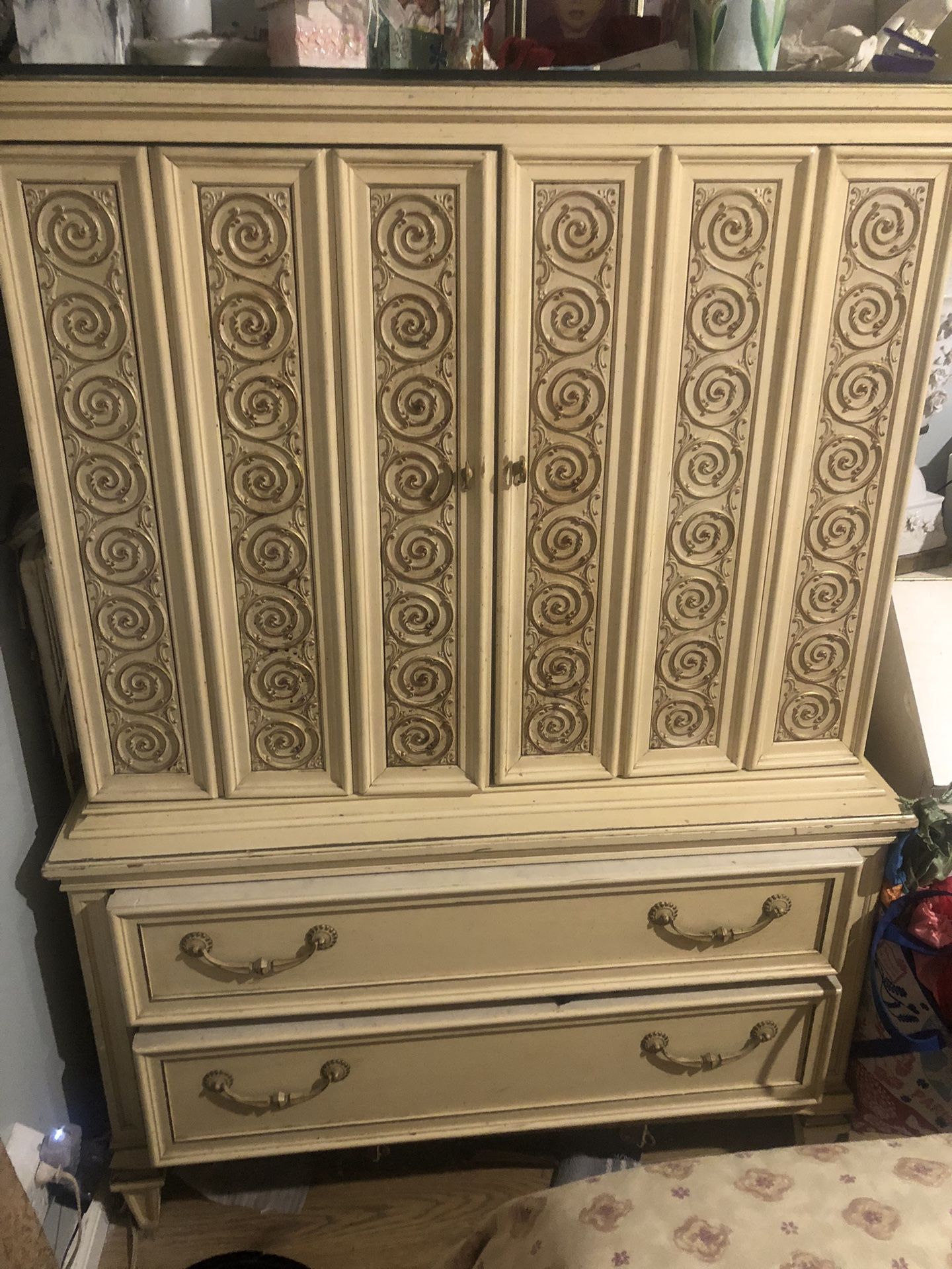 French Provincial Dresser 