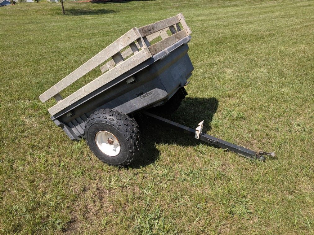 Rubbermaid Trail Tracker Dump Trailer for Sale in Lakeville, MN OfferUp