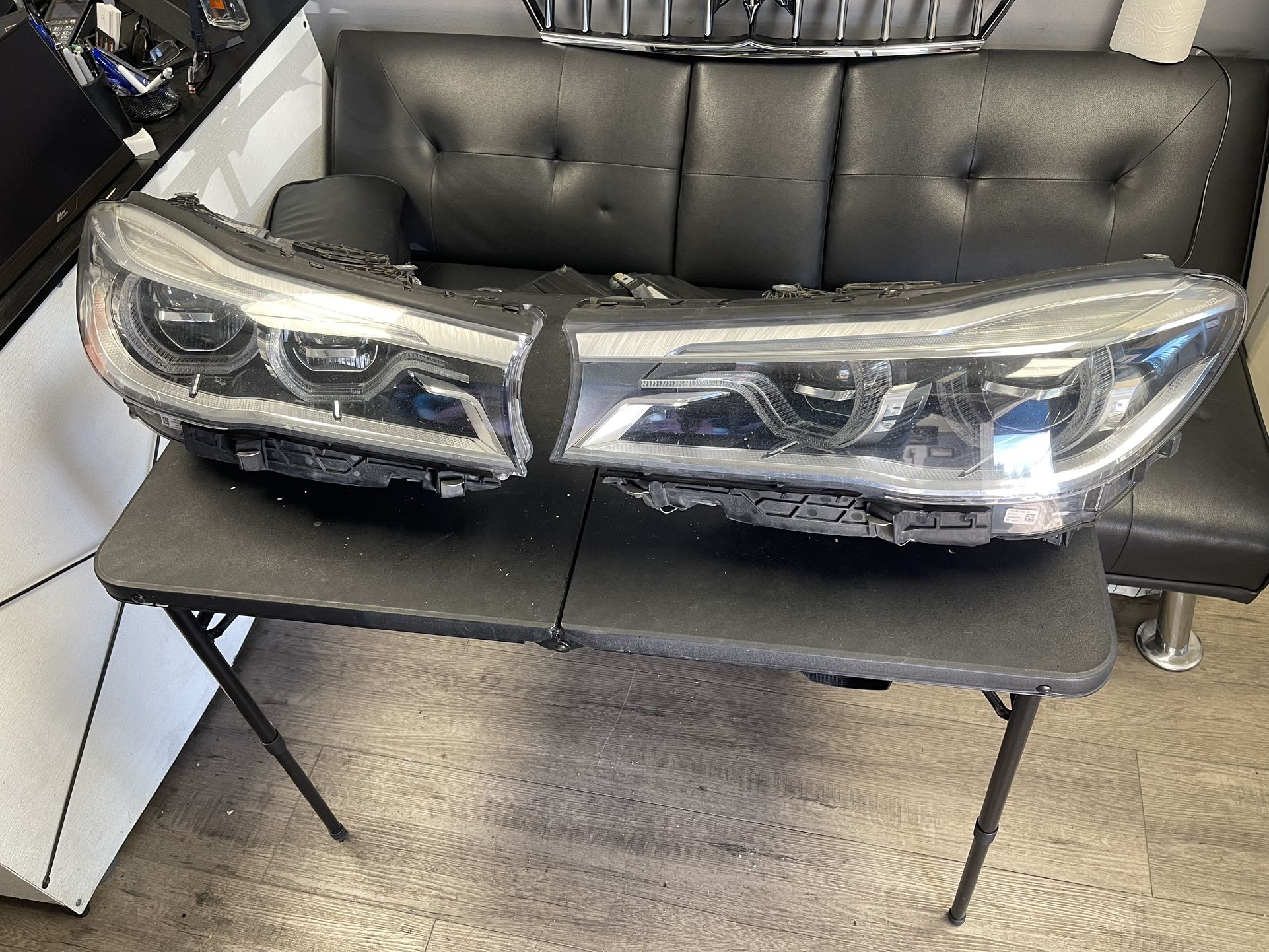 BMW 750i Headlights