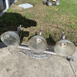 Bathroom Light fixtures 