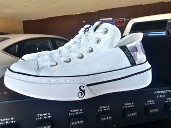 SKECHERS Snoop One OG Premium Leather White/Black Sneaker Men's sizes 5/NEW!!