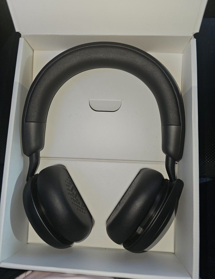 Dell Wireless Headset With Micaphone 