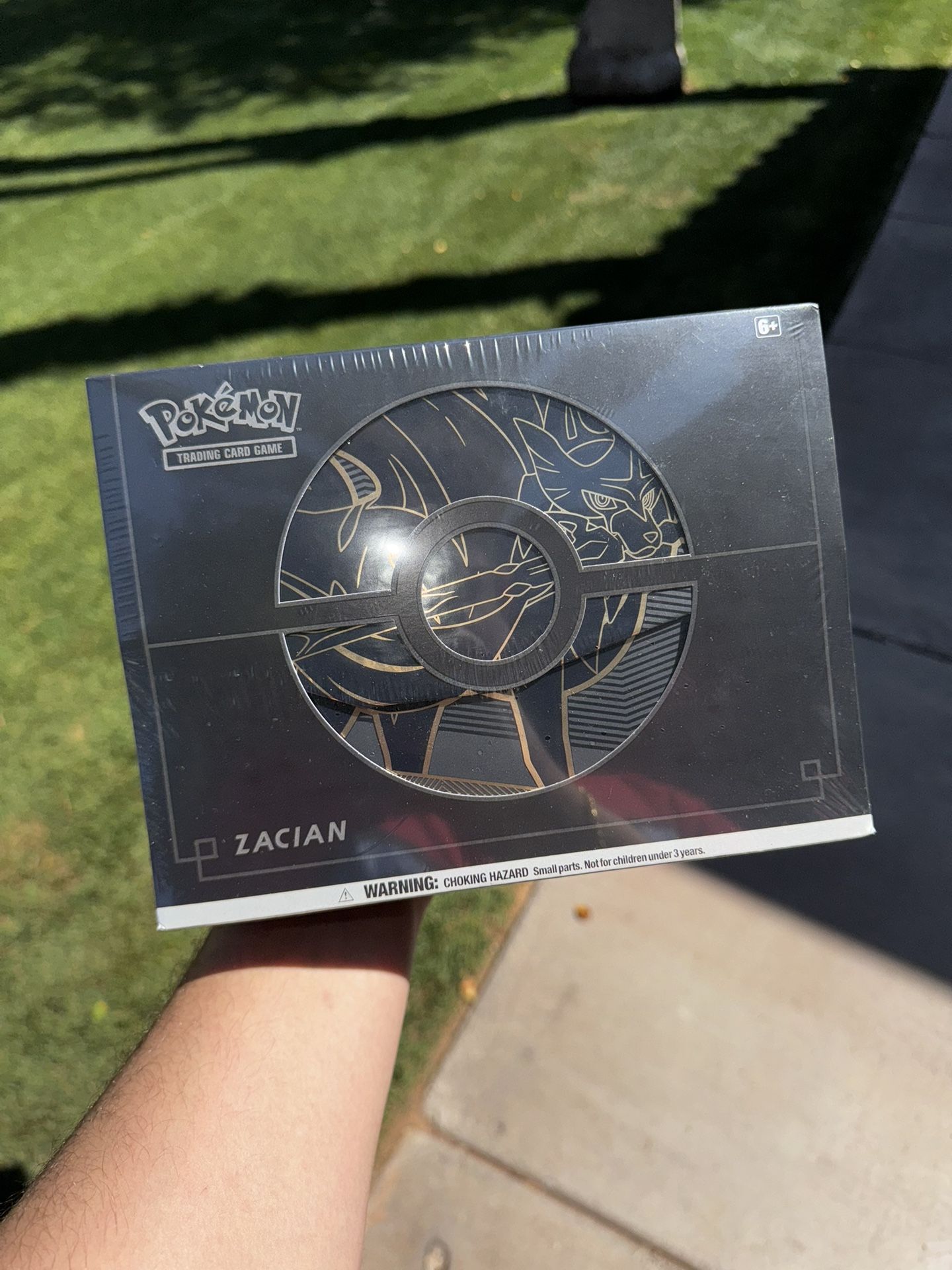 Zacian Elite Trainer Box Pokemon Cards