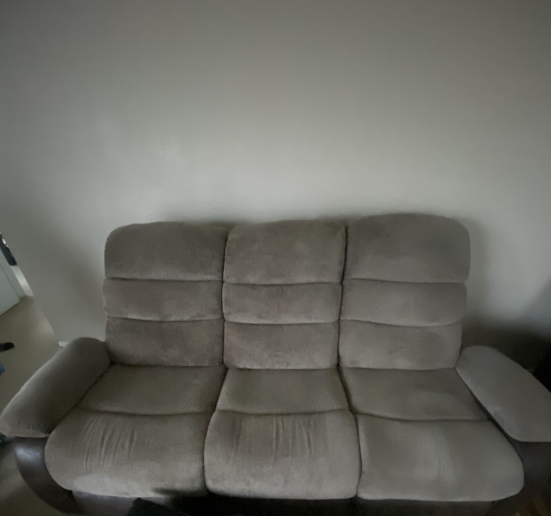 New reclining Couches