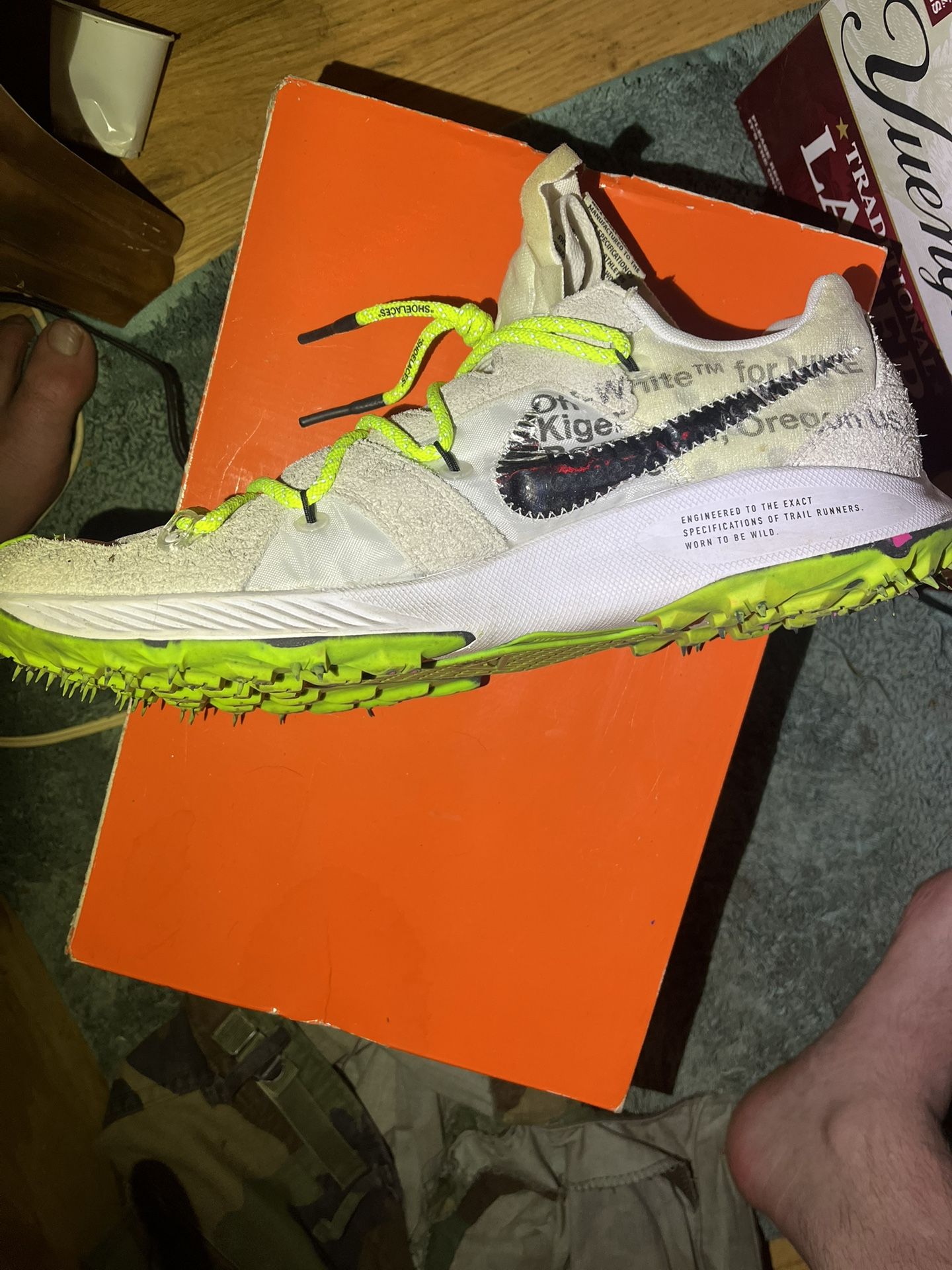 Nike Zoom OFF-WHITE Terra Kiger