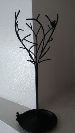 Jewelry holder