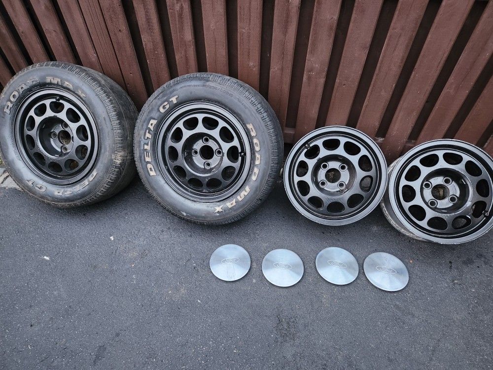 Fox Body 10 Hole Rims and Center Caps 