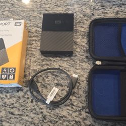 **My Passport 4tb (For MAC) & Case**