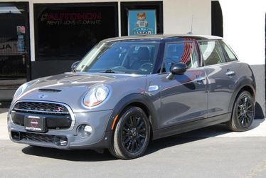 2018 MINI Hardtop 4 Door