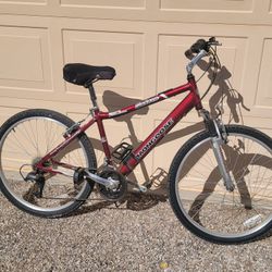 Mongoose aluminum mountain bike 26-inch