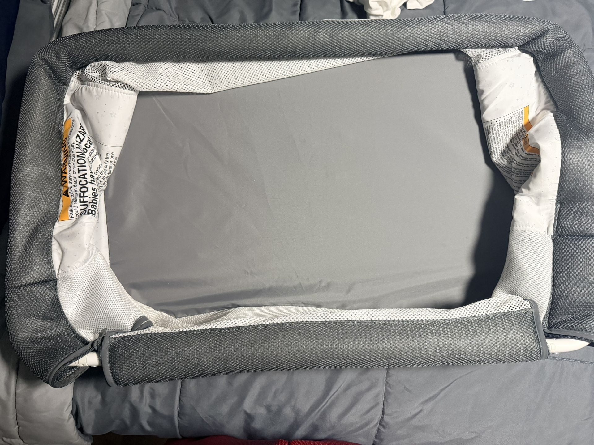 Baby bassinet With Rocking Motion And Music