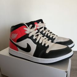 Air Jordan 1Mid SE