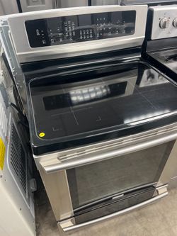 Electrolux stainless steel glasstop INDUCTION top stove  -free delivery