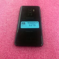 Unlocked S 9 plus 64GB Clean Like New With Warranty & Charger On Sale ! Welcome 