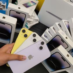 Apple iPhone 14  Unlocked 