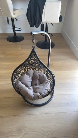 Like new dog bed