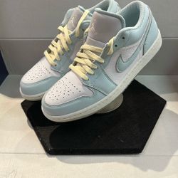 NIKE AIR JORDAN 1 LOW SE BLUE SEA GLASS