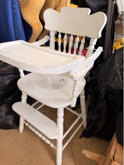 White high chair