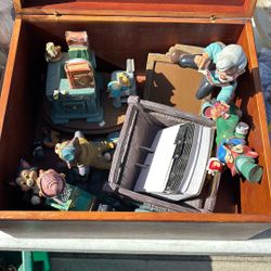 Pinocchio Desk Top Collection 