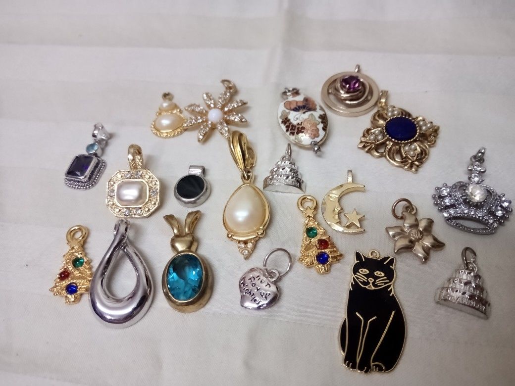 Pendant Or Charm Lot