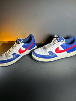 Nike Air Force 1 Men’s Blue/White/Red Low Top Lace-Up Colorblock Sneakers