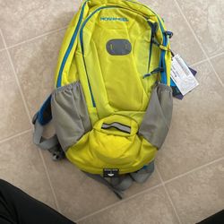 Roswheel  Bicycle  Backpack With Rain Cover (néw) 