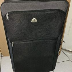 Luggage London Fog  With 2 Wheels