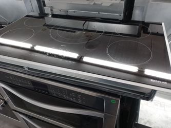 Jenn-Air 36" stainless steel induction glasstop cooktop