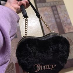 Juicy Couture Fuzzy Heart Crossbody: BRAND NEW