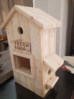 Fresh Eggs Bird Barn