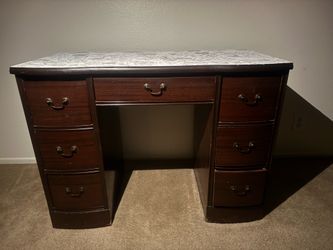Desk/Make up Vanity