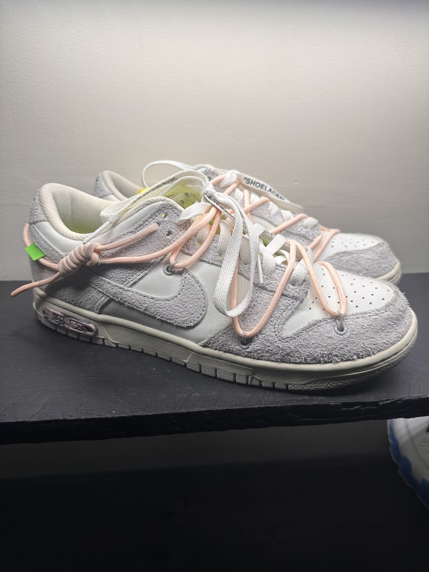 Nike Off-White x Dunk Low Lot 12 of 50