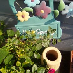 Hello Spring Garden Sign