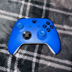 Xbox Wireless Controller Royal Blue PRICE FIRM