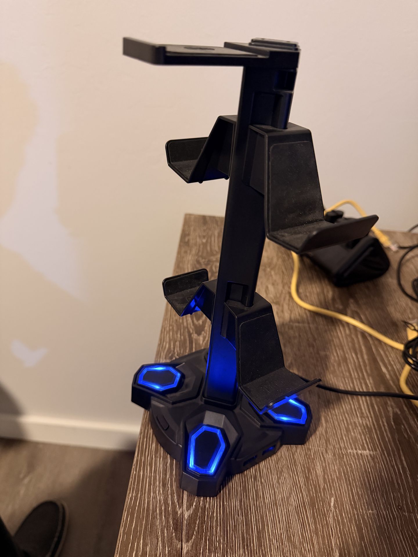 Gaming Controller/Headset Stand