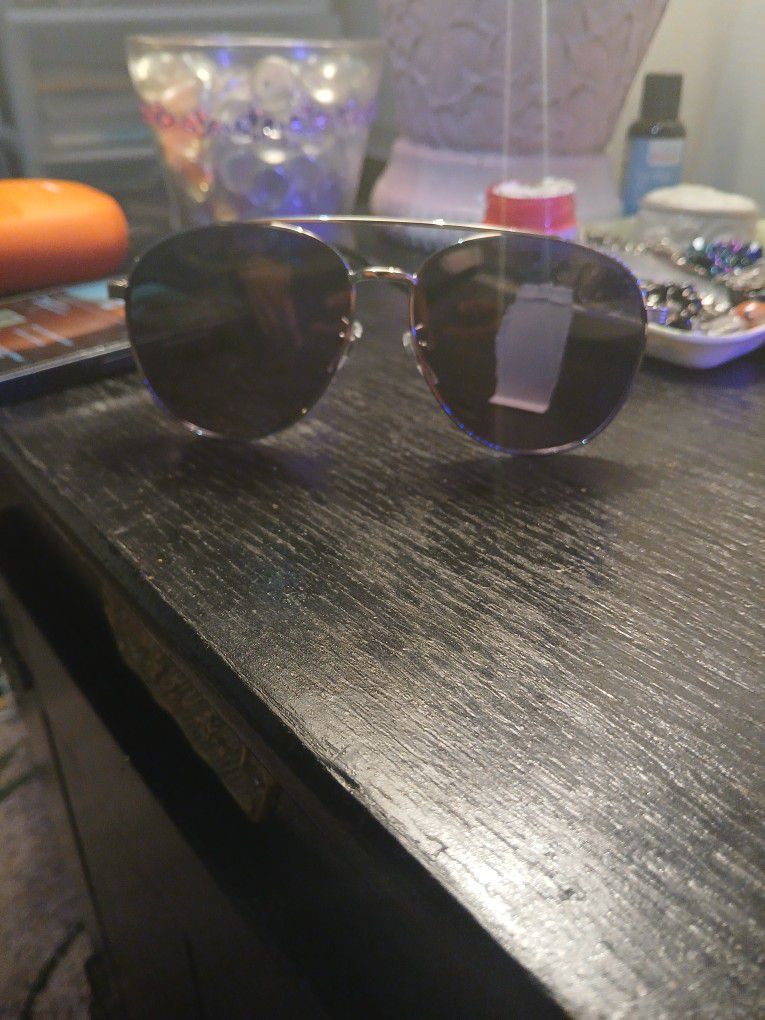 Real GUCCI sunglasses, Brand New never Worn
