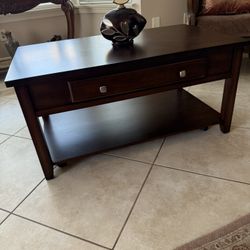 Lift Top Extendable Coffee Table With Storage