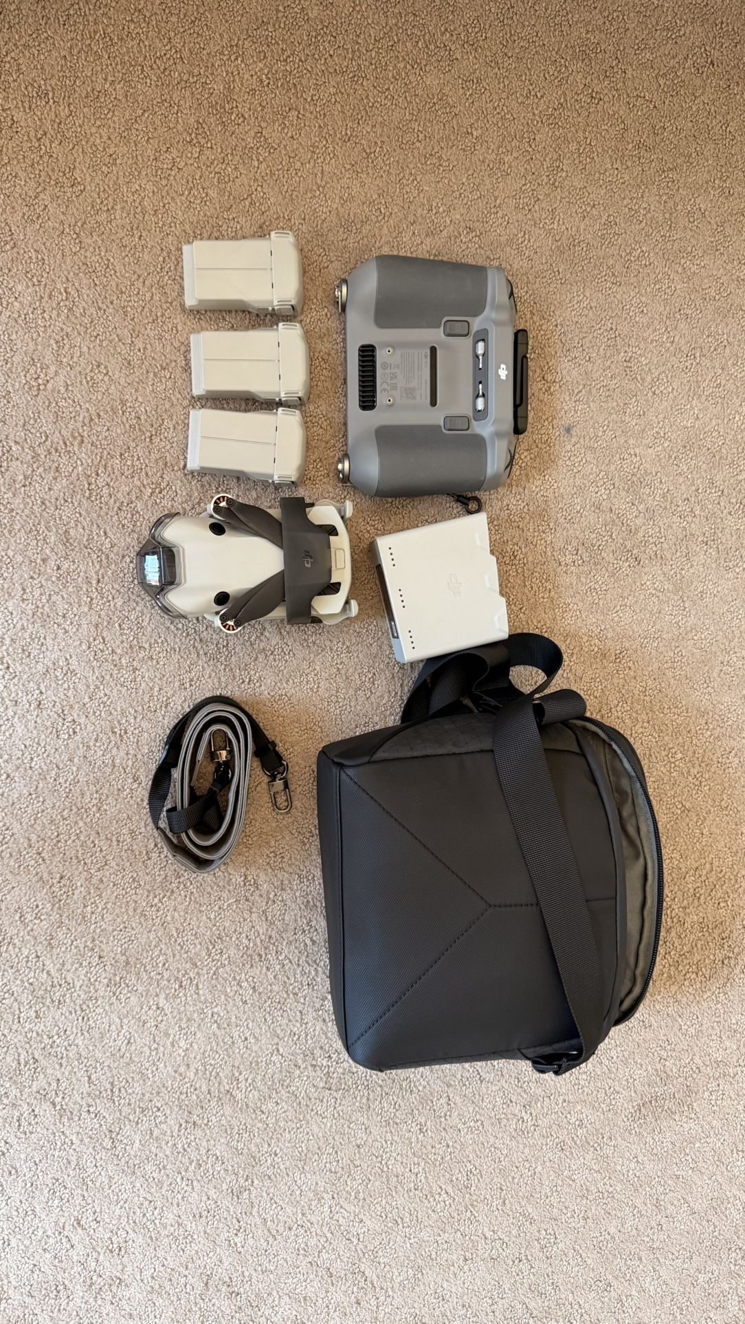 DJI mini pro 4 (Fly more combo)