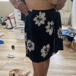Express Hawaiian Flower Skirt