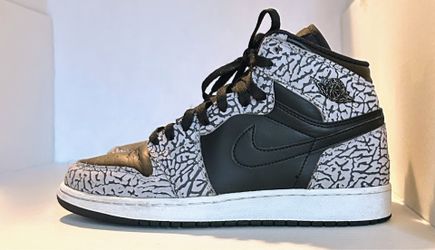 Nike Air Jordan 1 retro high youth size 6.5