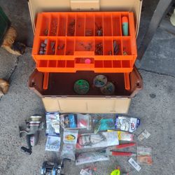 Adventurer Tackle Box With Accessories 59 North Houston TX 77016