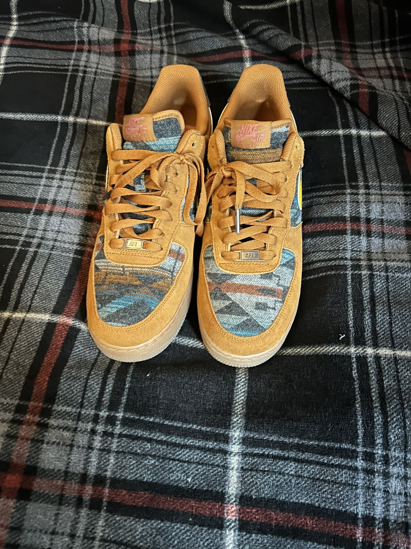 Nike Air Force 1