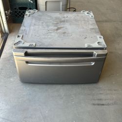 Washer/Dryer Pedestal