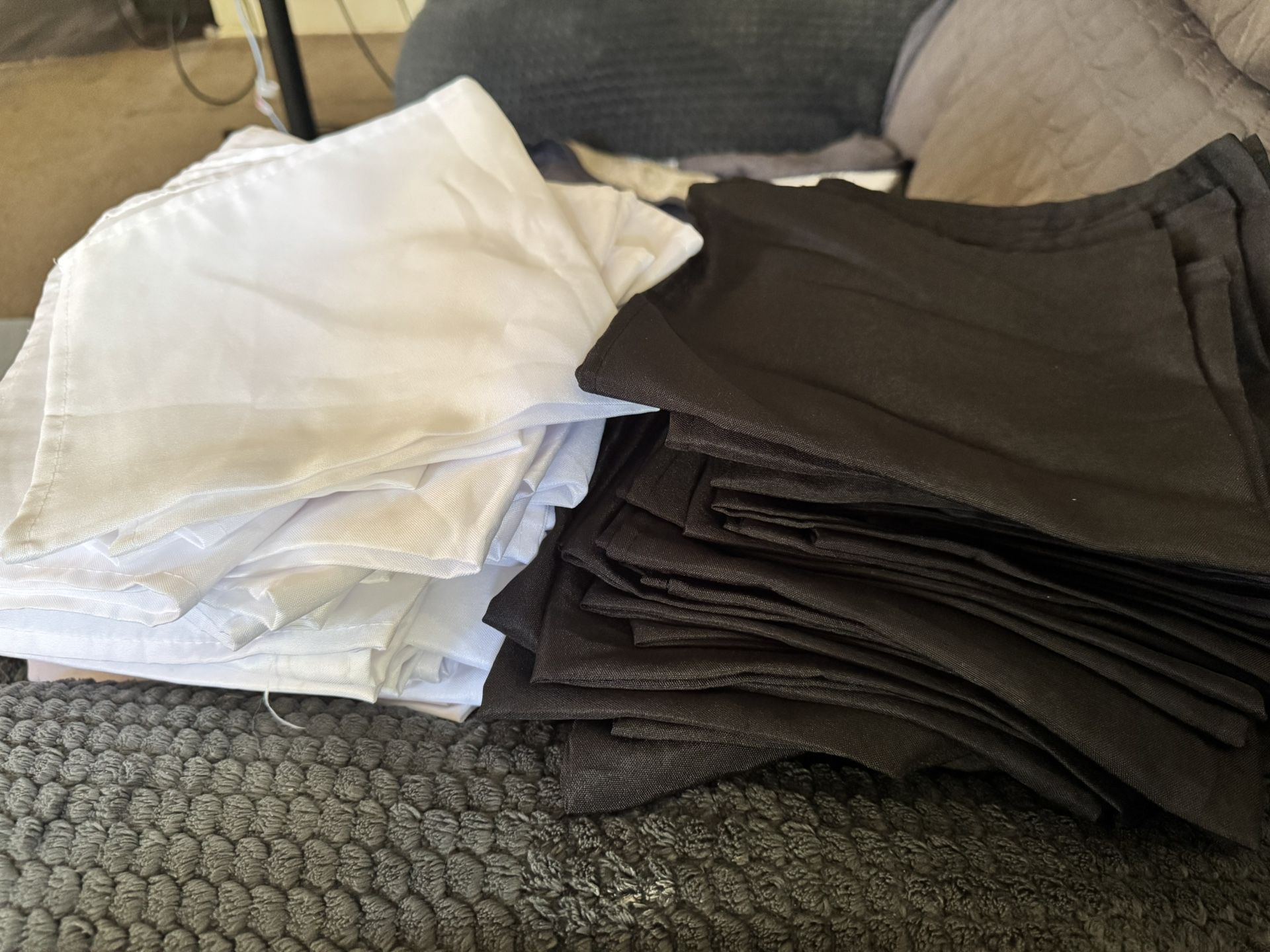Black And White Cloth Napkins