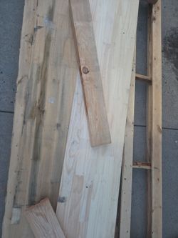 Pallet, wood, 16 ft boards