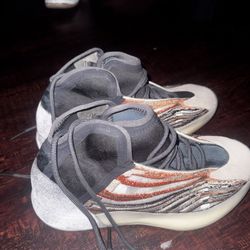 Adidas Yeezy Qntm