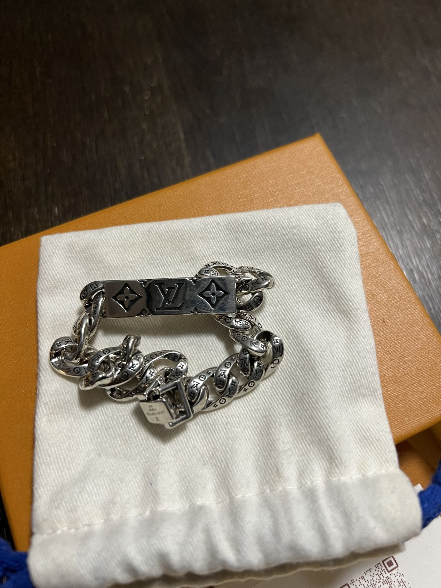 Monogram Plate Chain Bracelet Silver